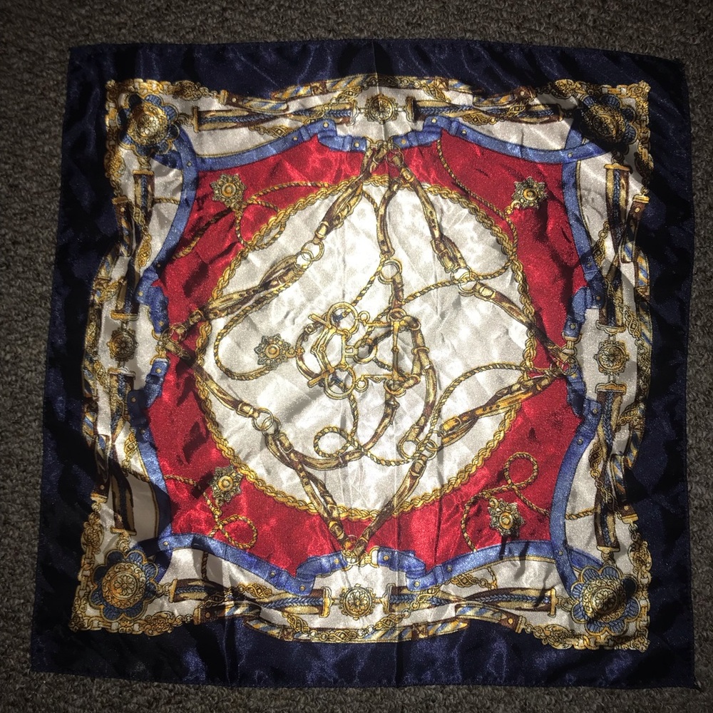 Satin ponytail scarf - Picture 1 of 2